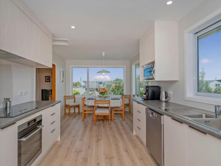 Hosts On The Coast View To Mercury Whitianga Exterior photo